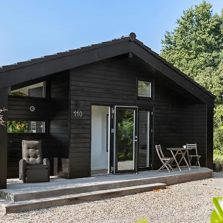 3 Bedroom Amazing In Sydals Feriehus